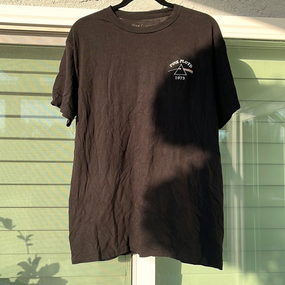 Pink Floyd Unisex Size large Black
Graphic Tee